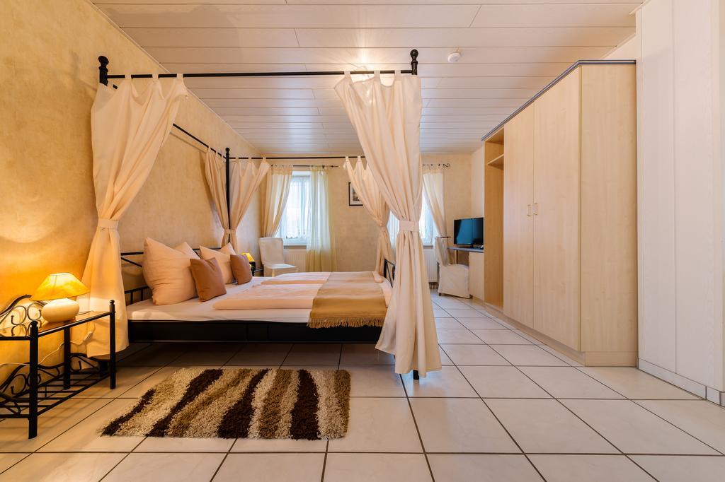 Köwerich Moselhotel Ludwigs חדר תמונה